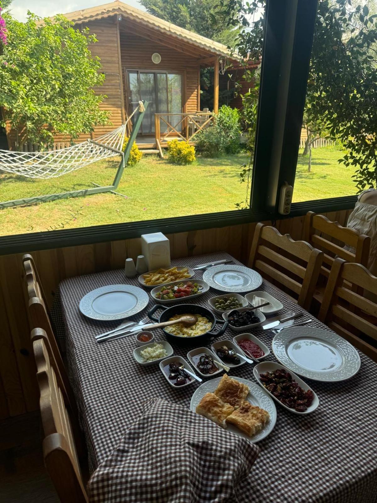 Em-Ba Butik Bungalov 뎀레 외부 사진